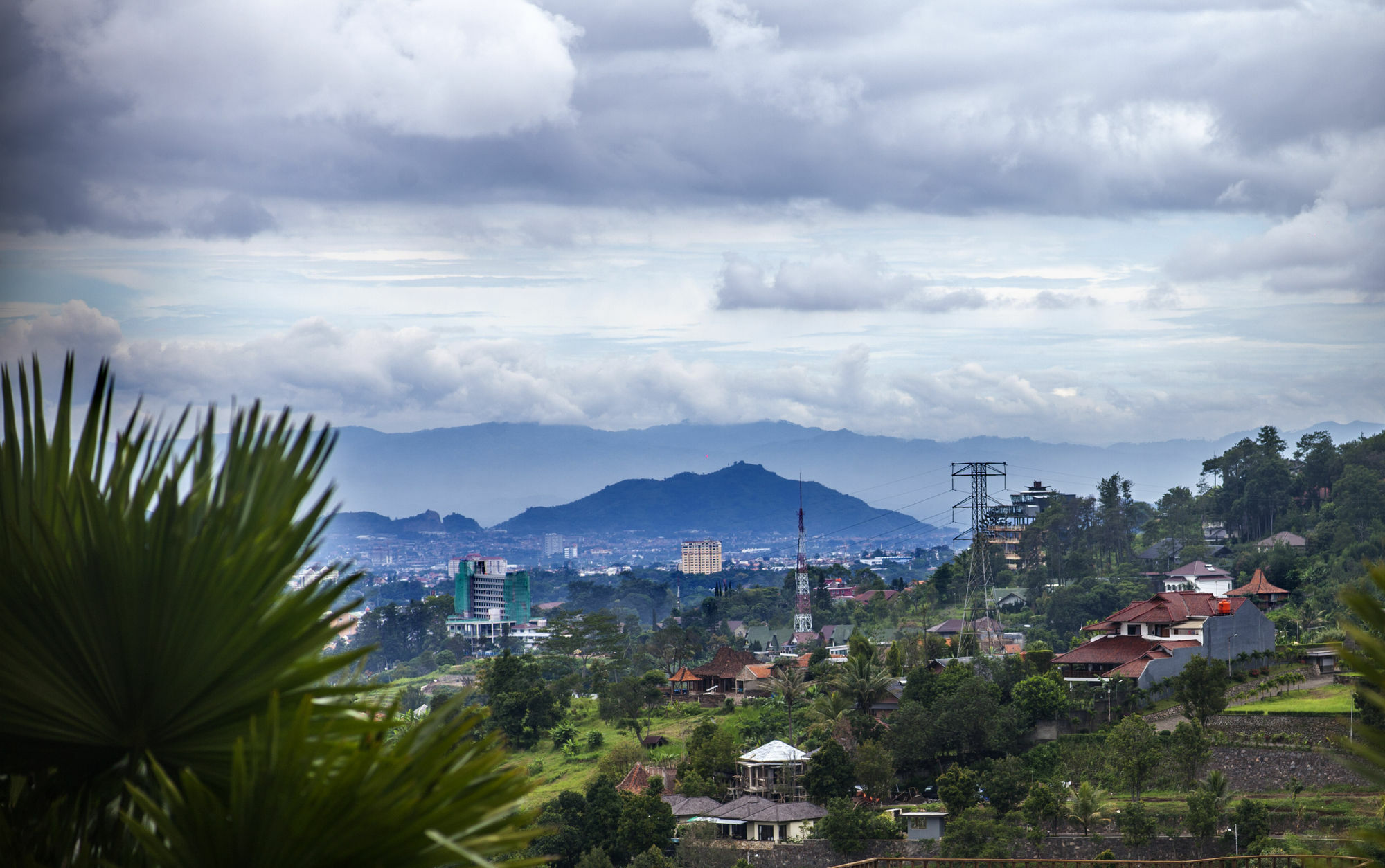 Kencana Villa Dago Бандунг Экстерьер фото